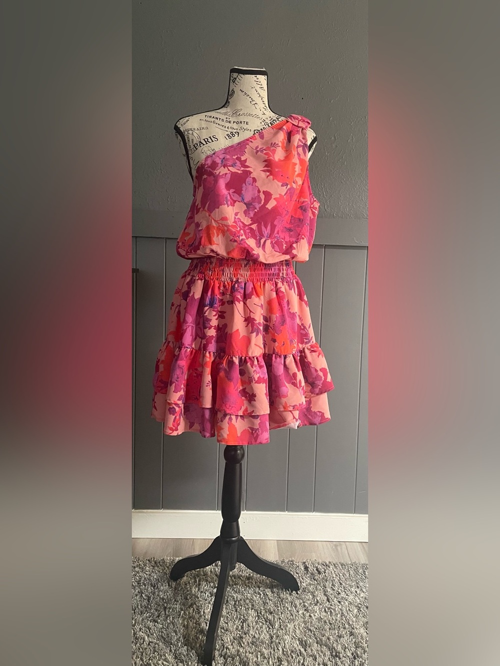 entro Pink and Coral Floral Tiered Mini Dress